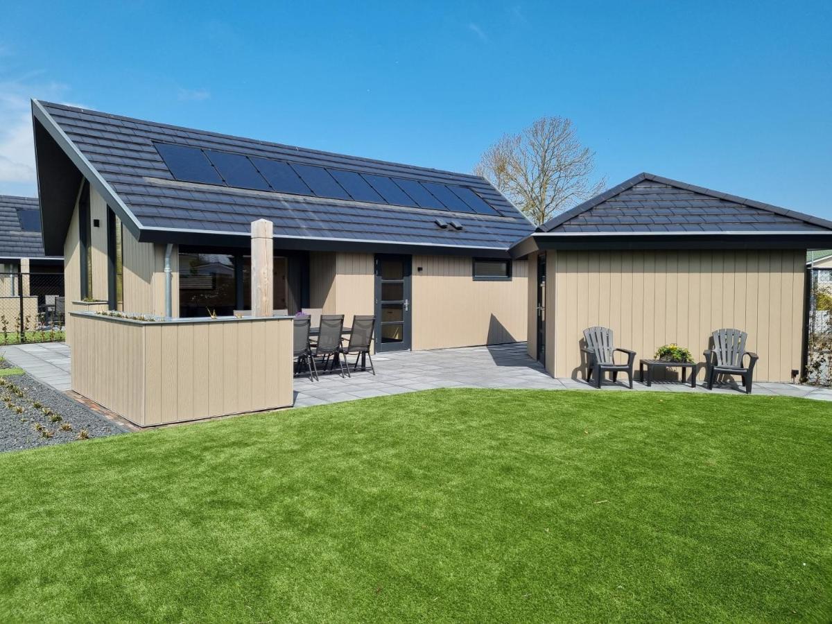 Chalet met Sauna en Airconditioning Sint Annaland Exterior foto