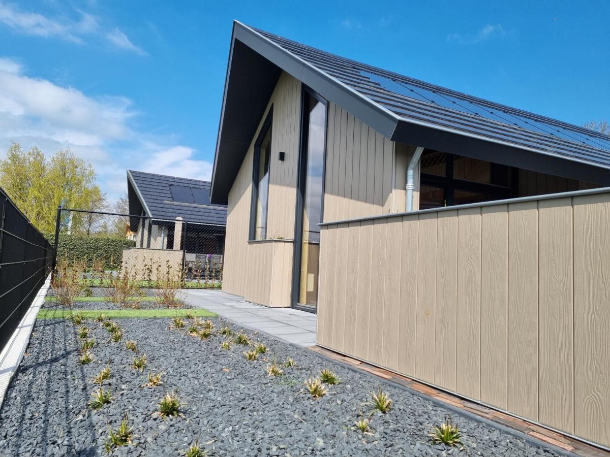 Chalet met Sauna en Airconditioning Sint Annaland Exterior foto