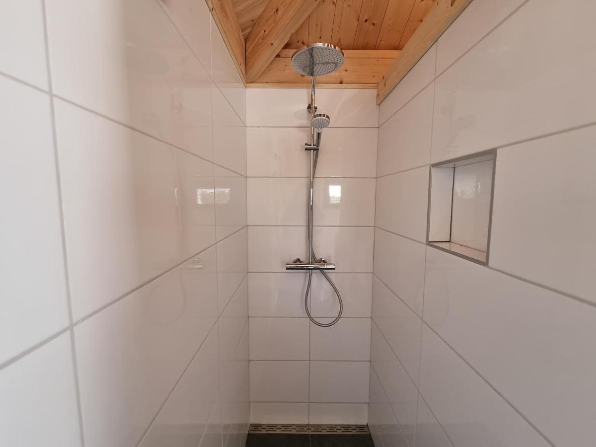 Chalet met Sauna en Airconditioning Sint Annaland Exterior foto